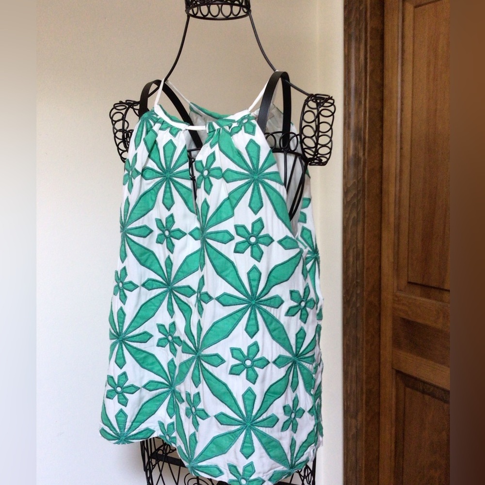 Skies are blue halter top, Small - Picture 3 of 7